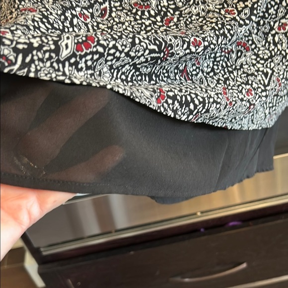 Michael Kors Silver Black Sequined Boxy Blouse - Picture 4 of 4